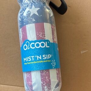 Mist 'N Sip Patriotic Blue & White Water Bottle
